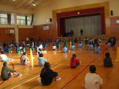 �����̗l�q